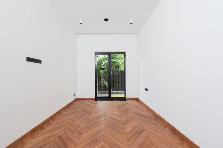 Как проверить подрядчика по паркету и столярке до подписания договора?